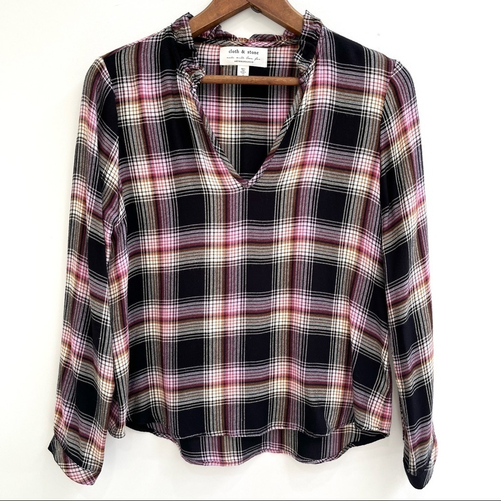 Anthropologie Cloth & Stone plaid ruffle v-neck rayon long sleeve top XS